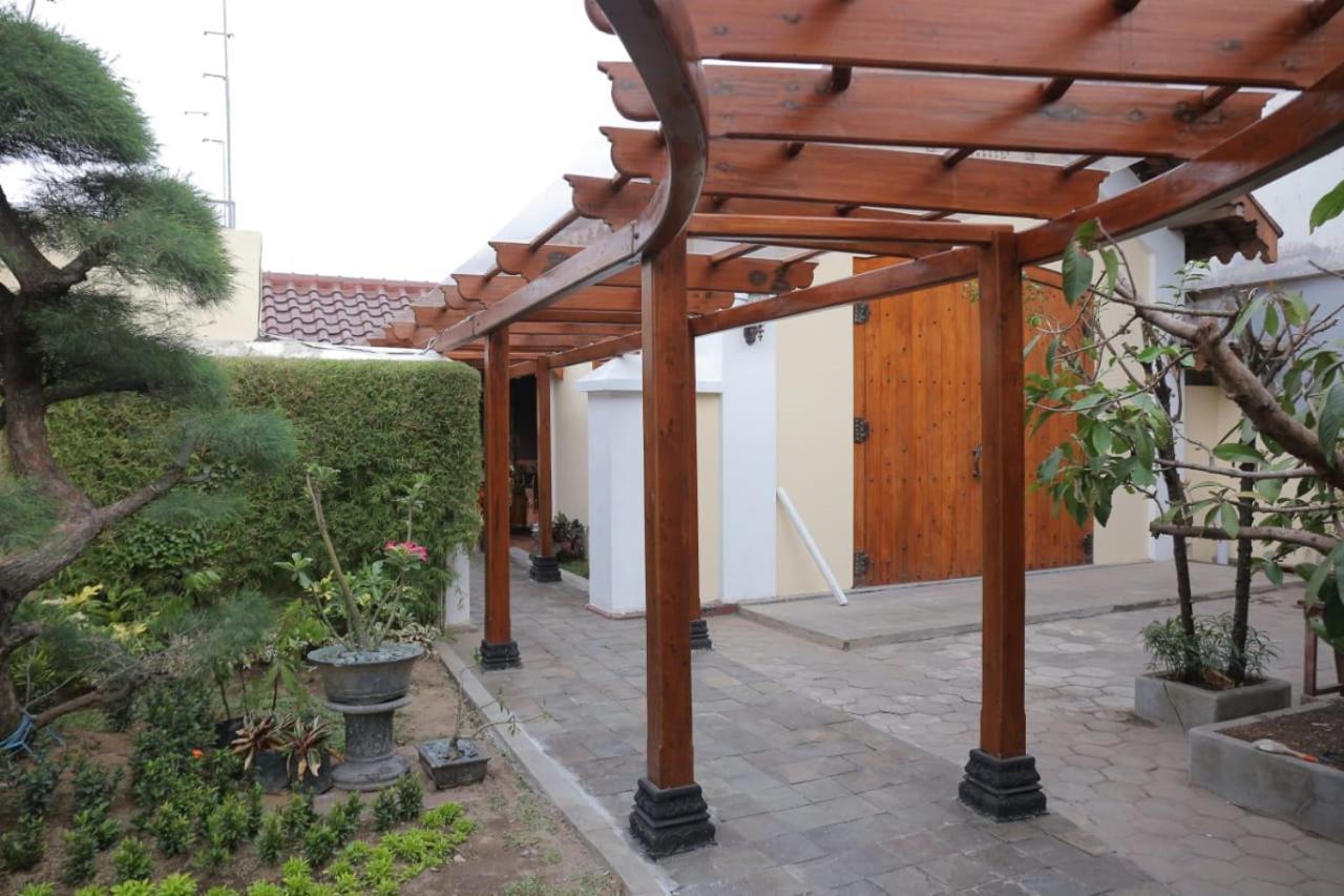 Dem Ayem Heritage Guest House Yogyakarta Exteriör bild