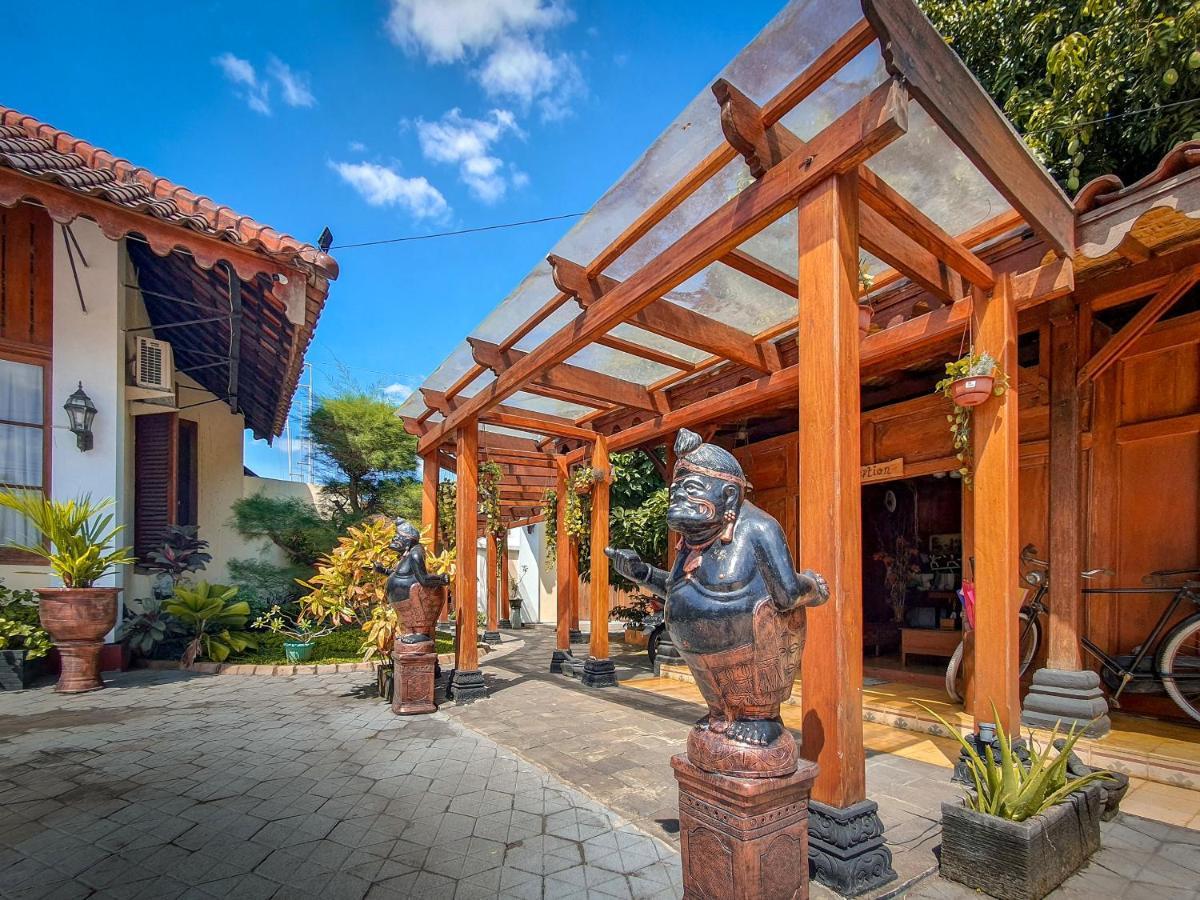 Dem Ayem Heritage Guest House Yogyakarta Exteriör bild